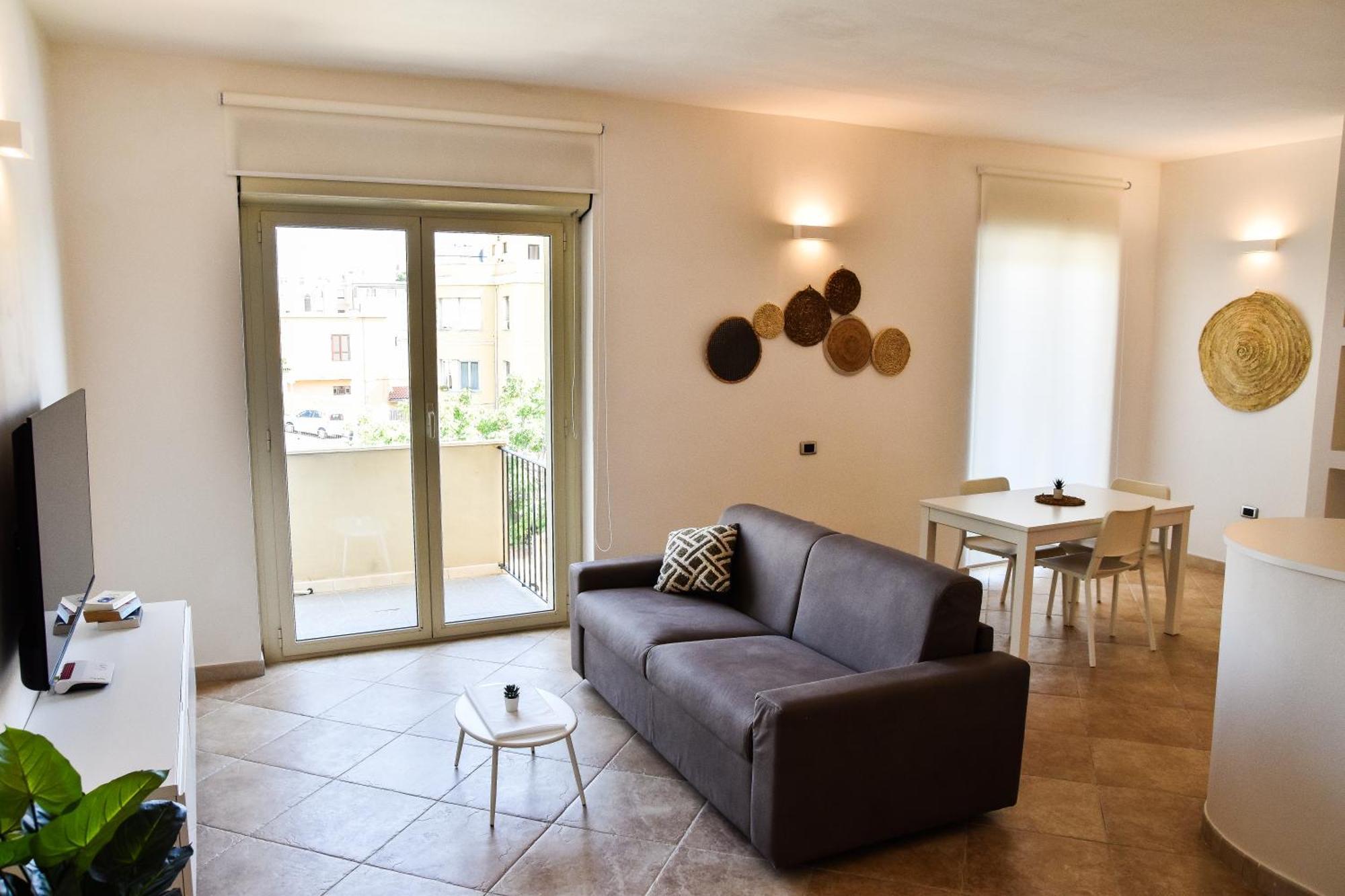 Sunshine Apartment - Appartamento Vicino Al Mare, Cagliari, Sardinia מראה חיצוני תמונה