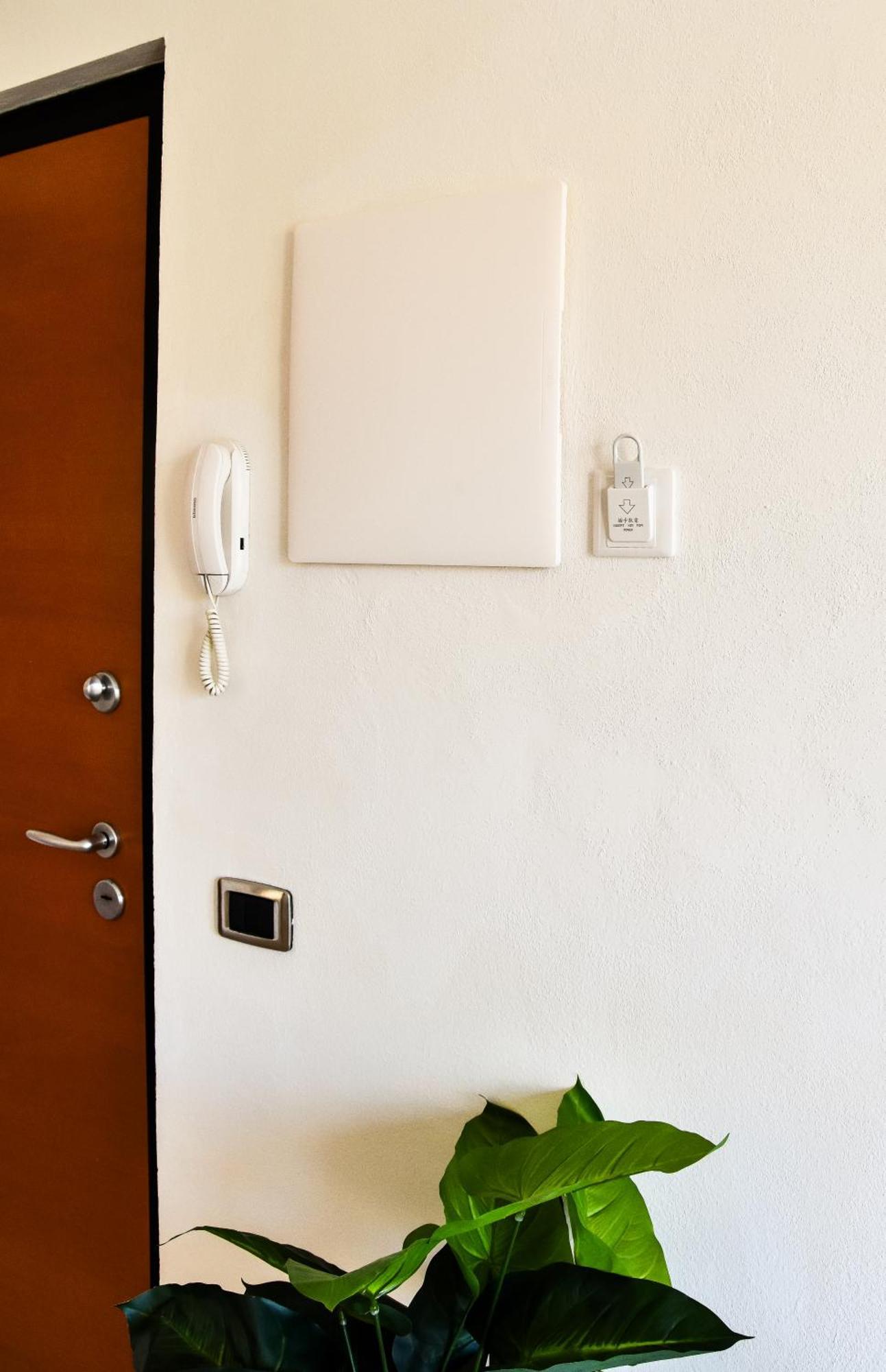 Sunshine Apartment - Appartamento Vicino Al Mare, Cagliari, Sardinia מראה חיצוני תמונה
